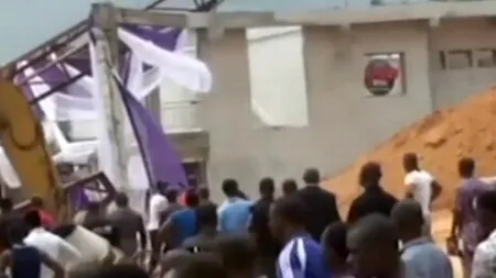 Tragedie în Nigeria: 160 de morți, după ce acoperișul unei biserici s-a prăbușit peste credincioși