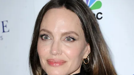 Angelina Jolie va juca rolul Mariei Callas într-un film biografic în regia lui Pablo Larraín