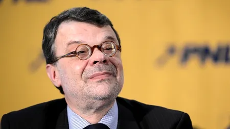 Crin Antonescu îi cere demisia ministrului Daniel Barbu pentru declarațiile referitoare la banii pentru bolnavii de SIDA