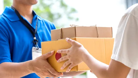 Ce este „mystery box”, varianta modernă a lozului în plic. Mulți români plătesc fără să știe ce cumpără, de fapt