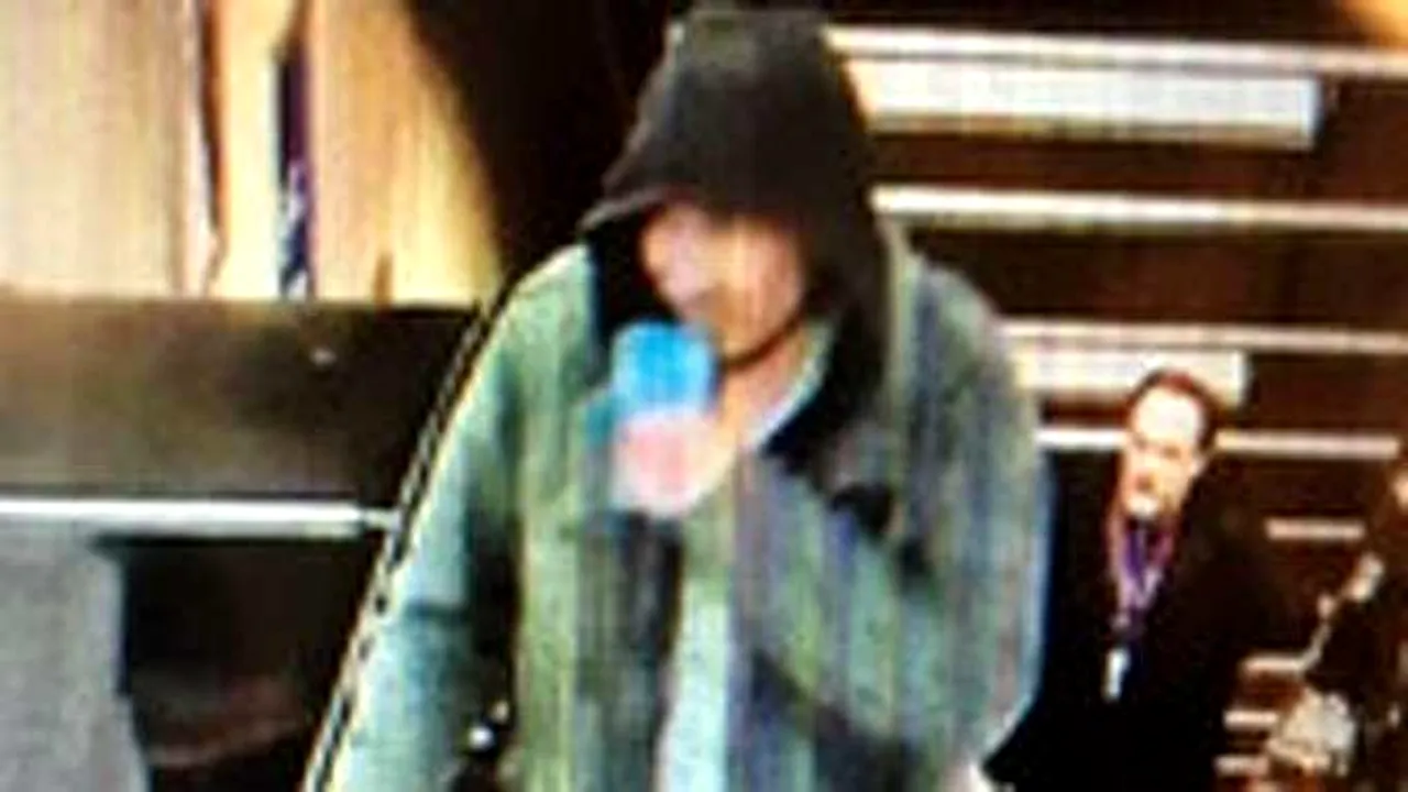 Suspectul din atentatul de la Stockholm risca deportarea, înainte să intre cu camionul în mall