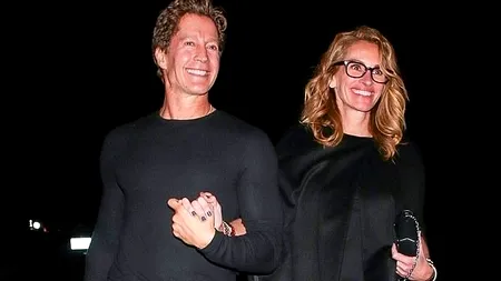 Oscar 2020. Julia Roberts, apariție uluitoare la party-ul dinaintea galei. Cu cine se ținea de mână