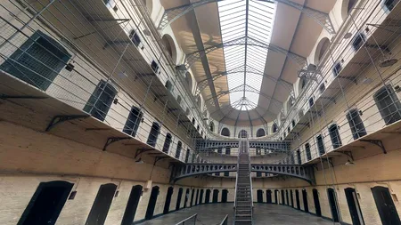 Scandal uriaș: Fostul președinte, extrădat sub acuzația de implicare în trafic de droguri