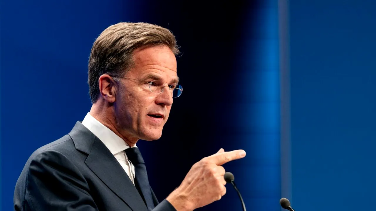 Înaintea summitului NATO de la Haga, Mark Rutte avertizează cu privire la pregătirile militare “masive” ale Chinei și riscul unui conflict în Taiwan