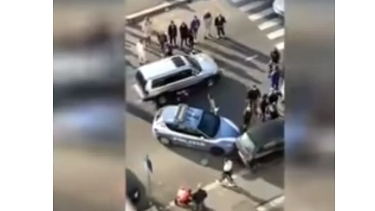 Atacați de interlopi, când au încercat să aresteze DOI ROMÂNI. Polițiștii italieni, într-o operațiune anti-drog