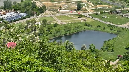 Orașul din România în care există un lac apărut peste noapte. Localnicii îi spun 