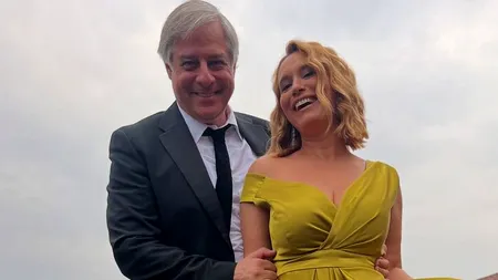 FOTO / Cum s-au DESCURCAT Andreea Esca și Alexandre Eram în rolul de părinți. ”Copiii sunt niște șantajiști”