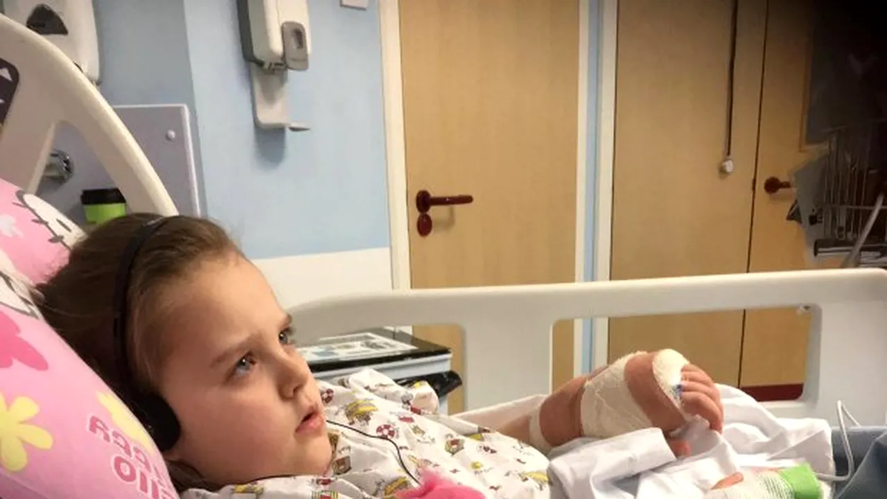 De ce se teme o fetiță să se reîntoarcă acasă