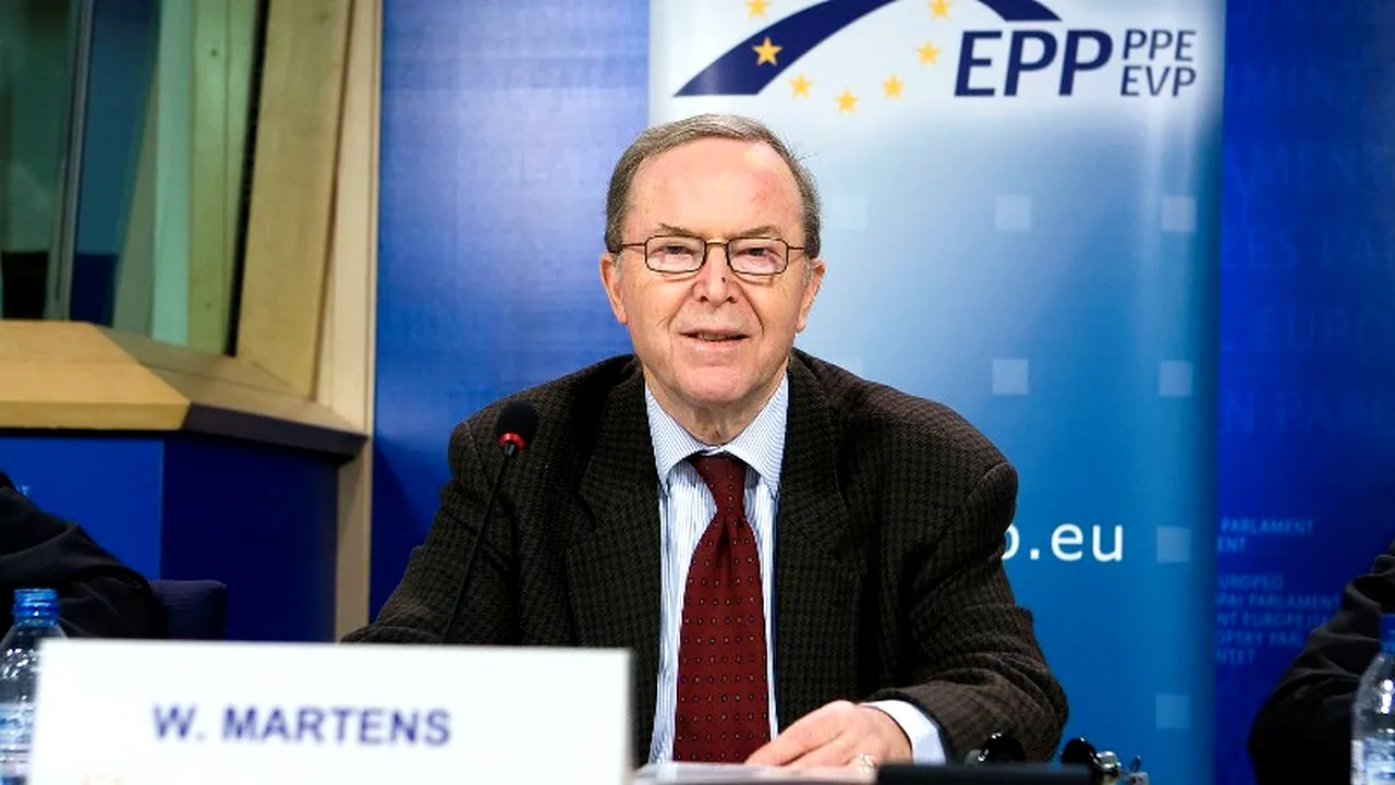 Martens, candidat unic la președinția PPE; la București începe selecția candidatului la șefia CE