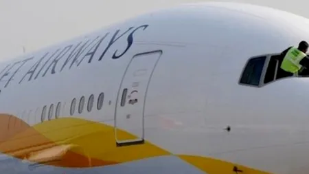 Aproape 300 de pasageri de la bordul unui avion, în pericol. Ce făceau în timpul zborului pilotul și copilotul