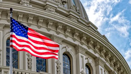 Congresul Statelor Unite a adoptat un plan de susținere economică în valoare de 900 de miliarde de dolari