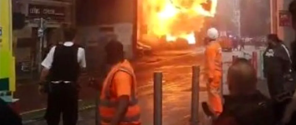 VIDEO | Explozie puternică la o stație de metrou din Londra. O persoană, tratată de medici. Incidentul nu este de natură teroristă (UPDATE)