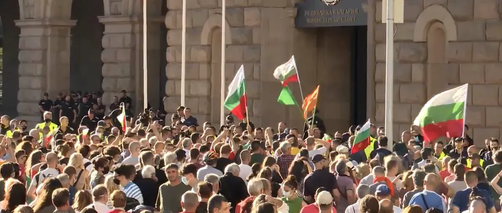 Manifestațiile de stradă se întețesc în Bulgaria. Protestatarii vor să blocheze accesul în Parlament și în alte instituții de Stat