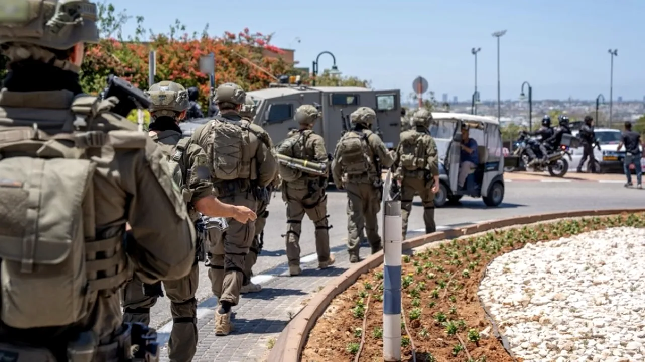 Atac armat în centrul Israelului: un mort și cinci răniți. Armata israeliană a lovit în paralel o suburbie din Beirut