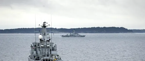 Armata suedeză a prezentat o fotografie cu misteriosul vas străin pentru care a mobilizat 200 de oameni, nave și elicoptere