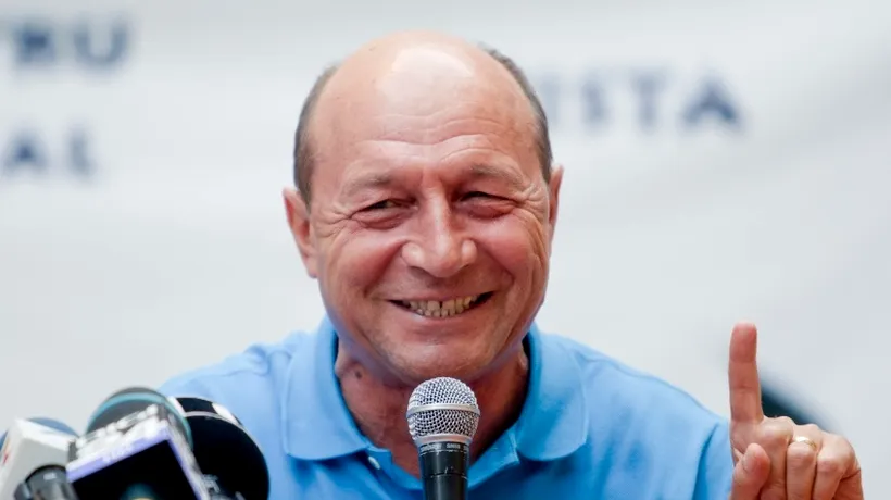 Traian Băsescu: Programul de suspendare a fost discutat în Grecia, pe plajă, de Voiculescu și lacheii lui 