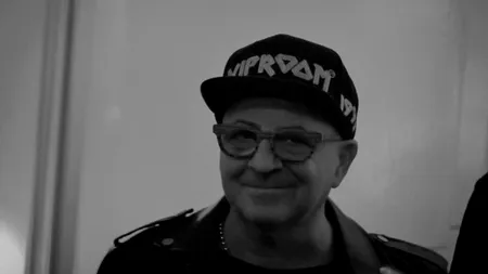 Prima imagine de la înmormântarea lui DJ Pascal, de la Predeal! Cum s-au strâns prietenii artistului, la grămadă, într-o cameră de hotel!