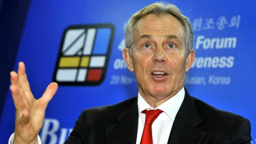 Tony Blair pregătește revenirea pe scena politică din Regat: Corbyn, „un țicnit, May, „de categorie ușoară