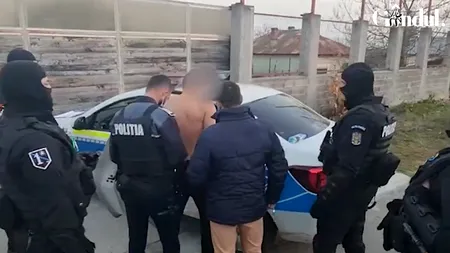 Crimă înfiorătoare în Argeș. Un tânăr și-a ucis tatăl cu o lovitură de cuțit în gât | VIDEO