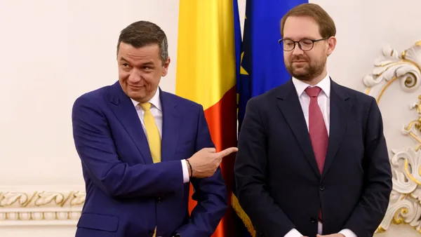 USR, ironie la adresa PSD după ce Guvernul Mureșan a picat la vot: „Miniștrii își continuă treaba în Guvernul Bolojan. Mulțumim!” Ce favoare le-a facut PSD celor din USR când l-au părăsit pe Bolojan