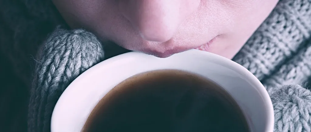 Cum tratezi buzele crăpate cu un pliculeț de ceai