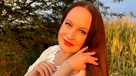 FOTO / Imagini de colecție cu Maria Dragomiroiu. Cum arăta artista în liceu și la începutul carierei