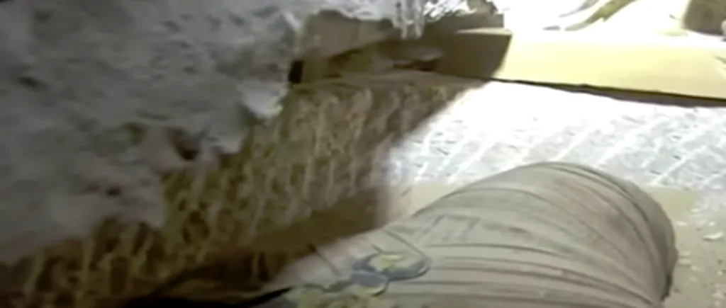 O mumie egipteană de acum 2.500 de ani, prezentată ÎN PREMIERĂ în direct la televiziune - VIDEO
