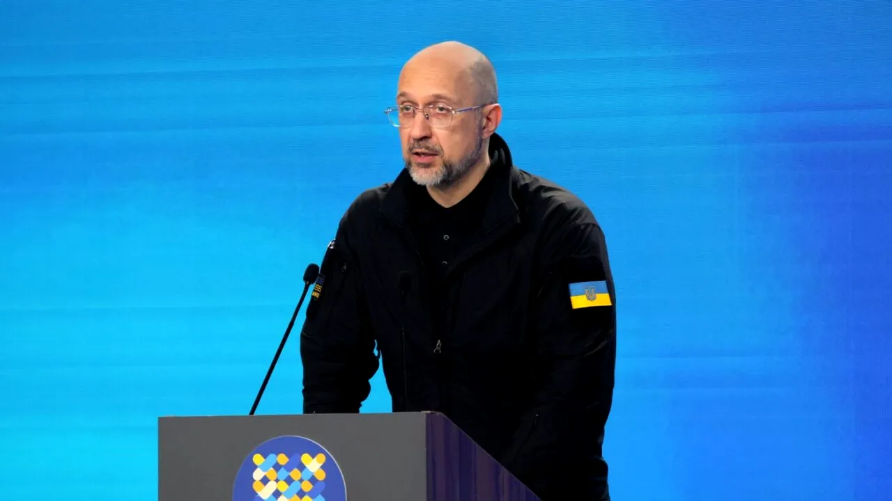 Premierul ucrainean și-a dat DEMISIA, deschizând calea spre o largă remaniere guvernamentală