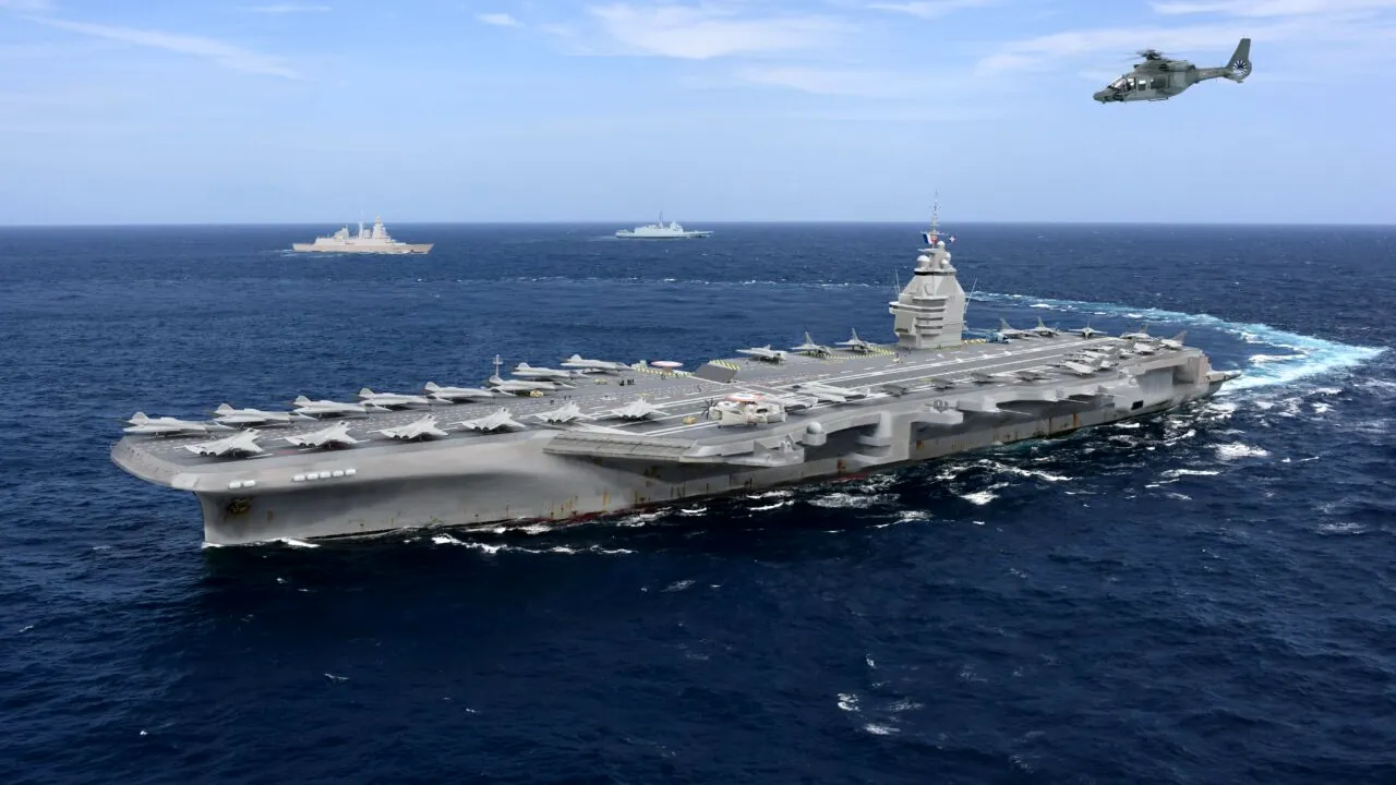 Macron a anunțat că Franța va achiziționa un nou portavion de noua generație. Acesta ar urma să intre în serviciu în 2038