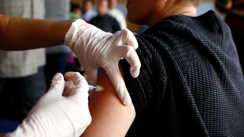 Se reia vaccinarea împotriva hepatitei B