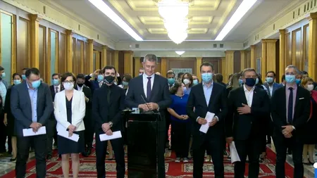 VIDEO |  Miniștrii USR PLUS și-au dat demisia din Guvern. Barna: „Așa nu se mai poate!”