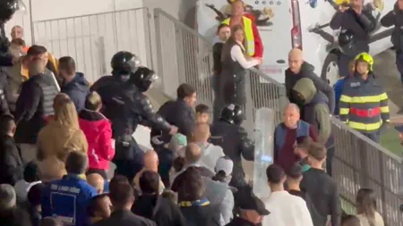 VIDEO | Incidente la Primvs Derby. Doi fani ai Petrolului, ridicați de jandarmi! Motivul pentru care au fost evacuați de pe stadion