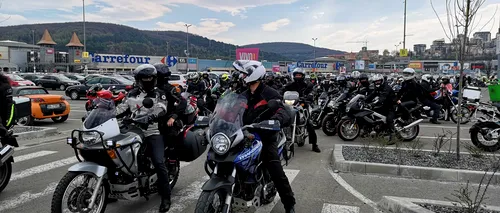 Sute de motocicliști defilează pe străzile din Cluj-Napoca, într-o campanie de prevenire a accidentelor: Și noi existăm în trafic - VIDEO