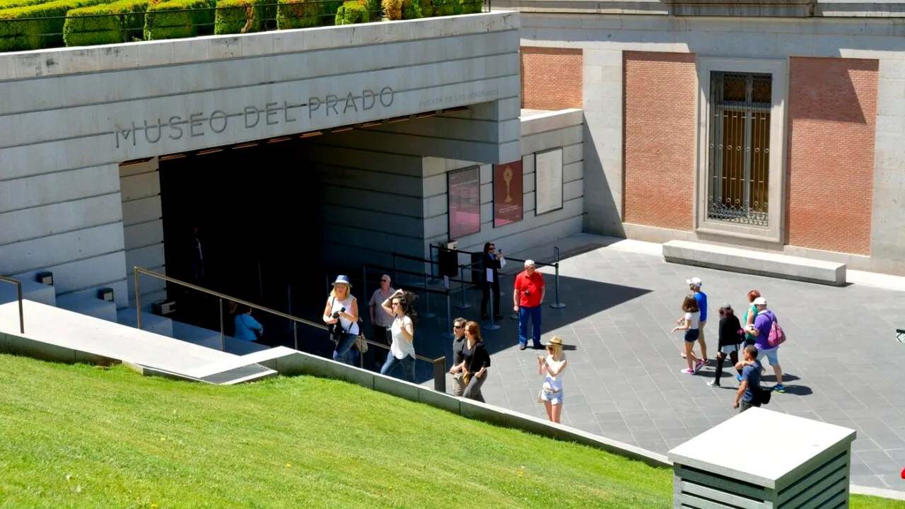 Autoritățile din MADRID au apelat la o idee inedită pentru a combate căldura excesivă din sezon: invită turiștii să viziteze muzeele