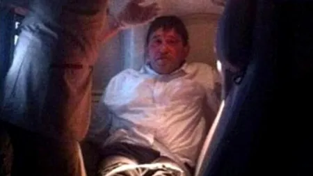 Legat pentru că a încercat să fumeze o țigară în avion