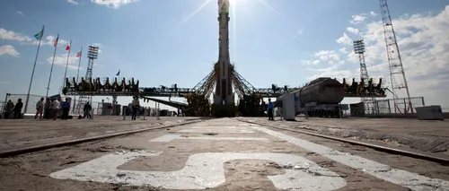 O capsulă Soyuz, cu trei astronauți la bord, a decolat spre ISS