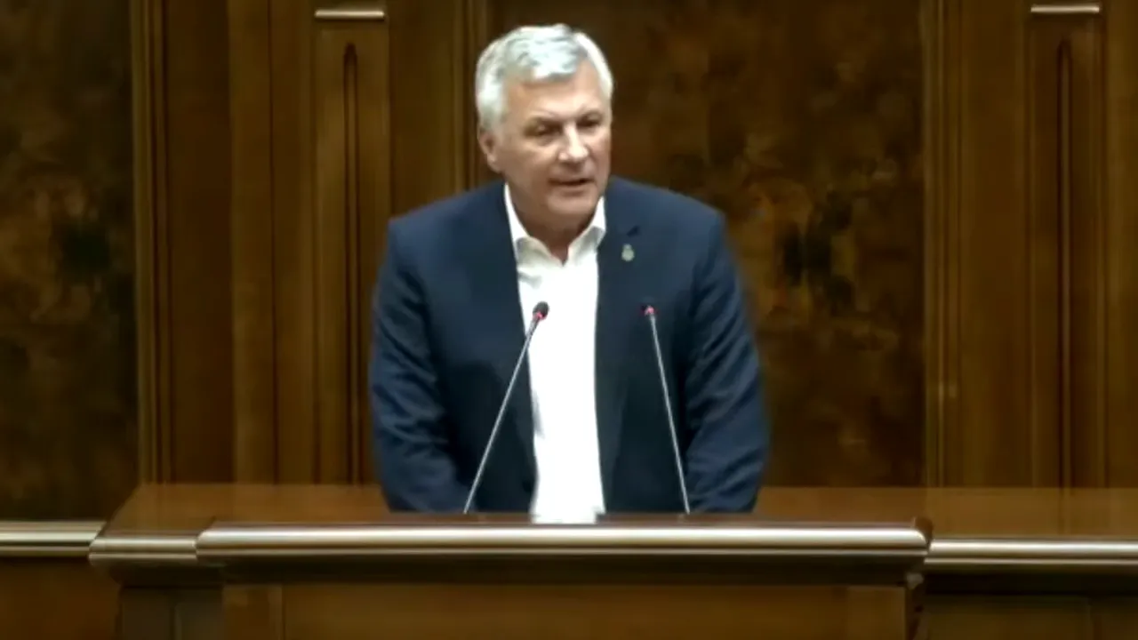 Senatorul PSD, Daniel Zamfir, către „neomarxiștii croasantiști” de la USR: „Vă doresc drum bun și cale bătută, în lada de gunoi a istoriei din care nu veți ieși”