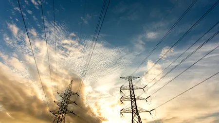 ANRE: Companiile care cumpără ENERGIE electrică acum, cu livrare în viitor, sunt obligate să plătească un avans