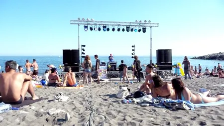 Paradisul din Europa în care turiștii sunt amendați dacă ascultă MUZICĂ pe plajă. Țara, una dintre destinațiile tot mai cerute de români!