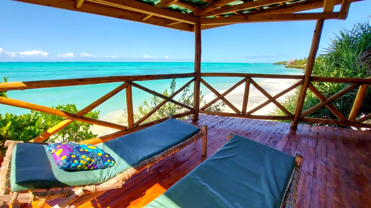 Țeapă cu vacanțe în Zanzibar de zeci de mii de euro. Zeci români au cumpărat excursii fantomă în insula din Oceanul Indian