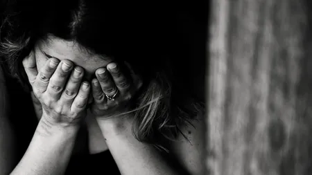 Drama unei femei care a stat trei luni acasă cu dureri cumplite, de teamă să nu se infecteze cu coronavirus. După ce a ajuns într-un final la spital, a primit un diagnostic crunt