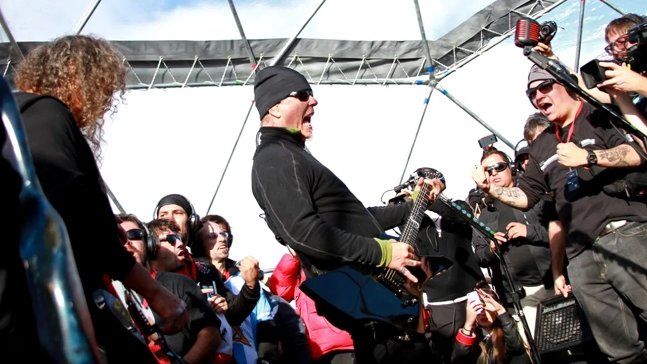 Metallica a susținut un inedit concert în Antarctica. VIDEO