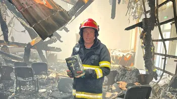 Minune la Strehaia! A ars o biserică și a scăpat doar Biblia