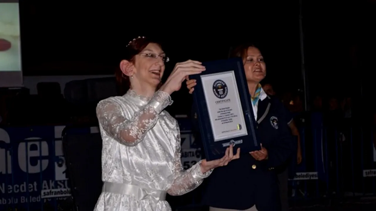 Noua intrare în Cartea Recordurilor. Cine este adolescenta de 213 centimetri înălțime