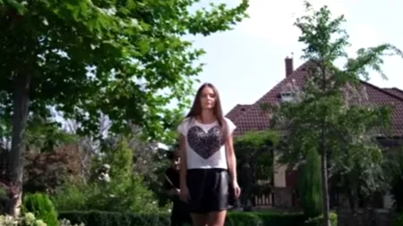 „Cu capul în nori