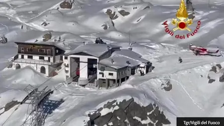 Italia. La un pas de tragedie. O telecabină plină de schiori s-a izbit violent de zidul stației de sosire. Din fericire, doar răniți