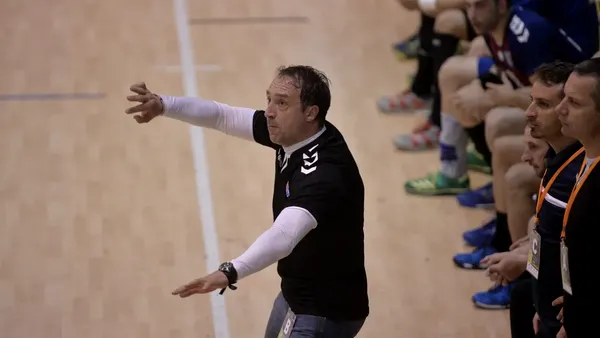 Selecţionerul României a fost demis. Federația anunță că „un nou capitol începe”