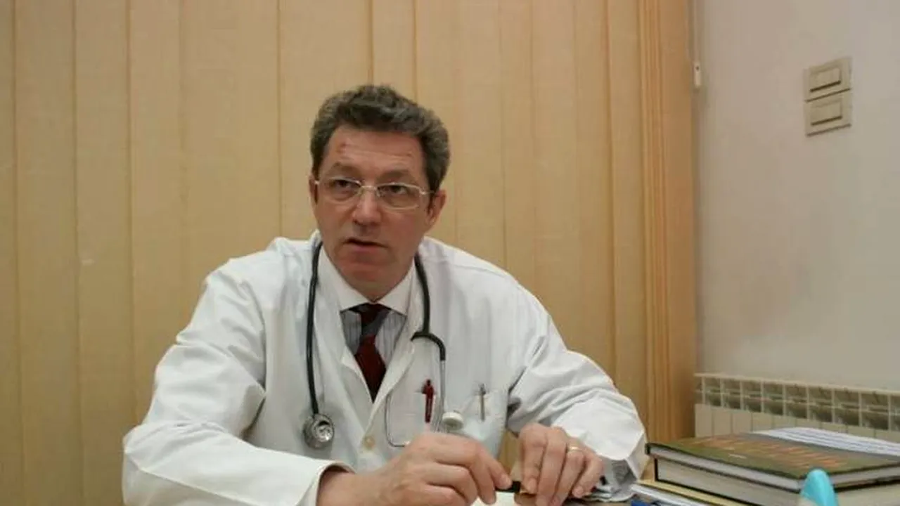 Adrian Streinu-Cercel, apel disperat către români: “Nu vă mai salutați cu pumnul, pentru că luați microbii de pe mâna partenerului!”