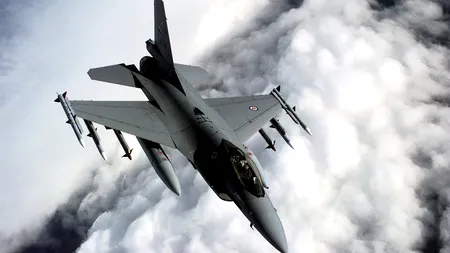 Un avion militar norvegian, la un pas de o tragedie