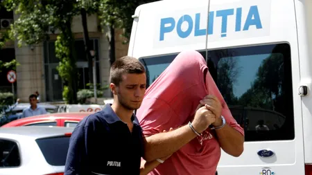 Un cuplu de lugojeni, arestați preventiv după ce au păcălit sute de persoane cărora le promiteau locuri de muncă în Germania